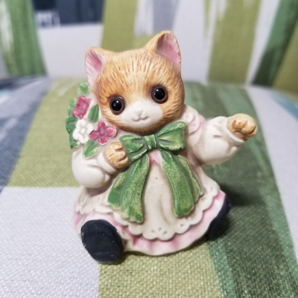 Vtg 3 Kitten Figurines Whimsical Naughty And Sweet Ceramic Porcelain Cats Japan - Picture 8 of 14